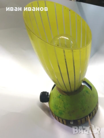 Нощна лампа с регулируема яркост, снимка 2 - Настолни лампи - 50661162