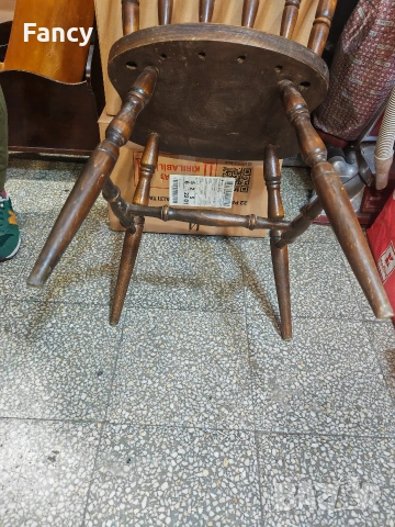 Стар дървен стол , снимка 9 - Антикварни и старинни предмети - 53119557