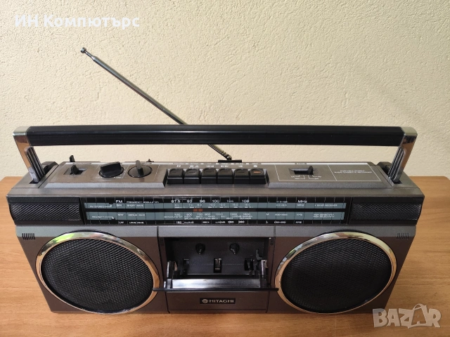 Продавам радиокасетофон Hitachi TRK-6880E, снимка 2 - Радиокасетофони, транзистори - 54335957
