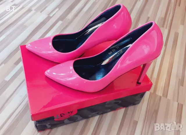 Продавам - Дамски лачени елегантни обувки - 35 номер, снимка 7 - Дамски обувки на ток - 47722056