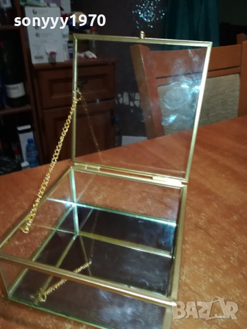 красива стъклена кутия с златен обков 1303240727, снимка 5 - Антикварни и старинни предмети - 44738887