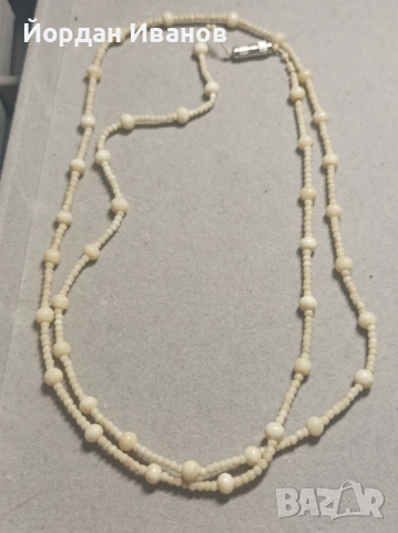 Старинни колие от кост