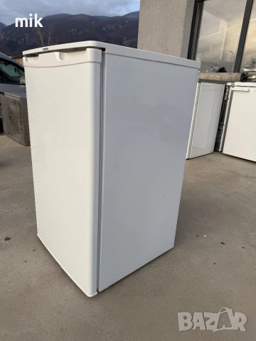 Малък хладилник Сименс , снимка 4 - Хладилници - 52629303