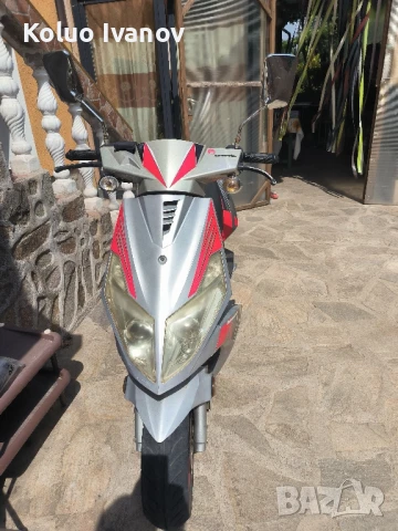 скутер 50 кубика , снимка 3 - Мотоциклети и мототехника - 51168538