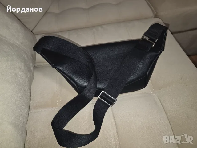 Чантичка за кръста Calvin Klein , снимка 3 - Чанти - 56466959