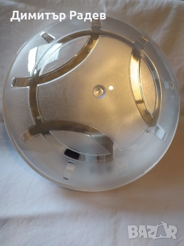 Ел ПЛАФОНИ ОСВЕТЛЕН.2 БР ЕЛ. РАЗКЛОНИТЕЛИ С 3 ГНЕЗДА --БДС БЕЗ КАБЕЛИ ВТОРА УПОТР. ГОДНИ ЗА УПОТРЕБА