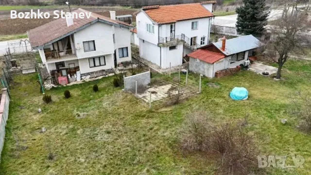 Продава се къща в Детелина, снимка 14 - Къщи - 49297748