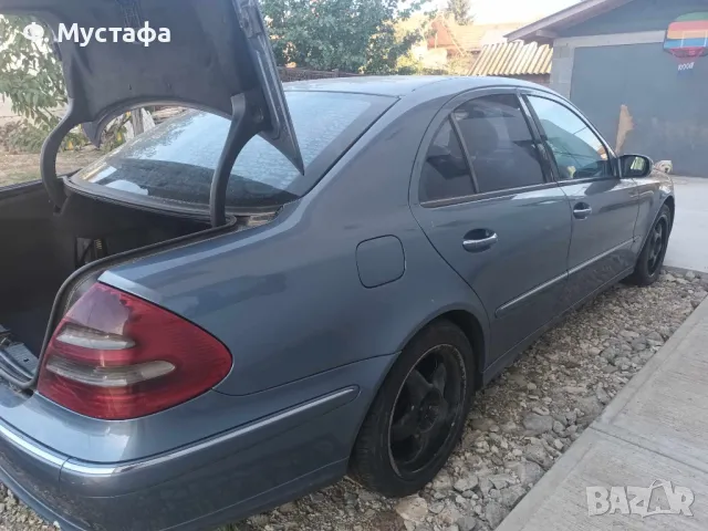 Mercedes E220 на части , снимка 8 - Автомобили и джипове - 49929169
