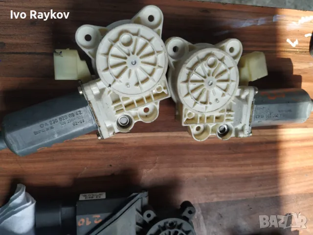 Преден десен мотор ел стъкло A2308200942 ,  Mercedes CLK W209