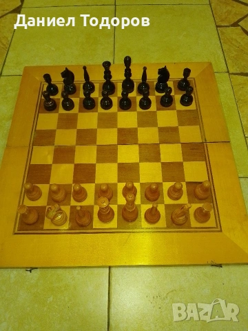 Стар Дървен Шах - Табла. Размери - 48 х 48см. , снимка 2 - Шах и табла - 54313759