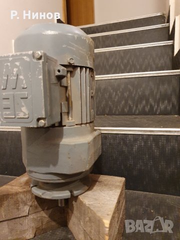 Монофазен ел.двигател/електромотор/електродвигател - редуктор 0.55 kW 100 оборота, снимка 3 - Електродвигатели - 35078221