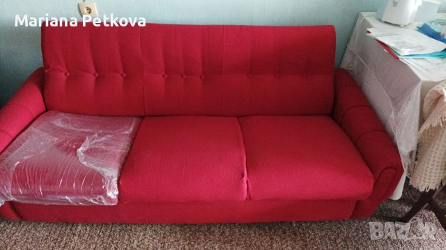 Комплект дивани и табуретка