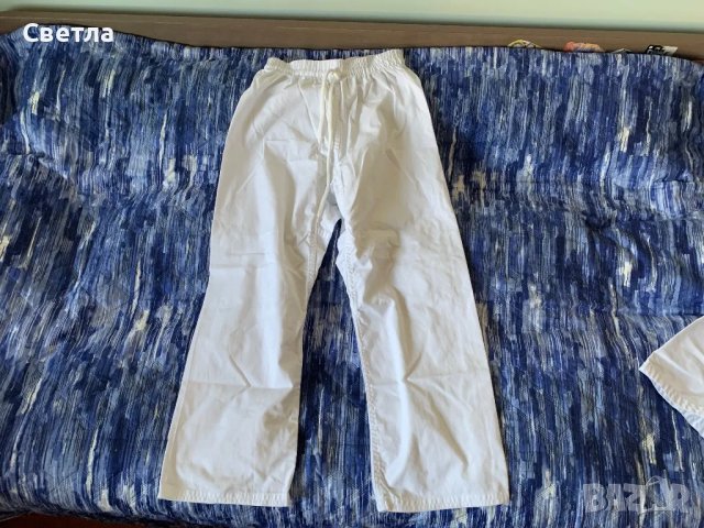 Кимоно за източни бойни изкуства за ръст 140см, с подарък жълт колан, снимка 4 - Спортна екипировка - 49414644