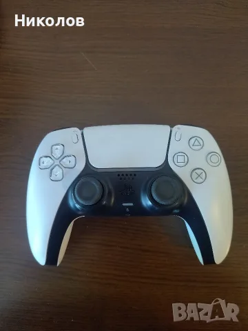 Продавам оригинален джойстик за Playstation 5 (PS5) бял и камуфлажен, снимка 2 - Аксесоари - 55233393