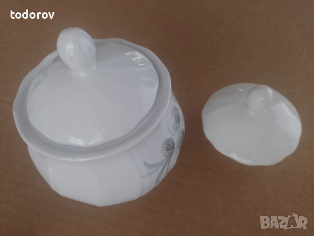 Порцеланова захарничка , снимка 2 - Сервизи - 50769494