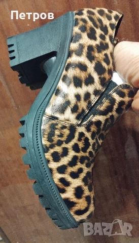 Дамски обувки 42 номер, снимка 5 - Дамски ежедневни обувки - 53134549