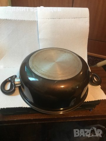 ТЕНДЖЕРА ЕМАЙЛИРАНА  Ф28 СМ СЪС УДЕБЕЛЕНО ДЪНО 5ММ И СТЪКЛЕН КАПАК, снимка 3 - Съдове за готвене - 42915930