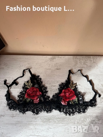 Ново черно дантелено бюстие с червени бродирани цветя с регулиращи се презрамки S , M , L , XL разме