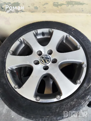 VW Touran Cross , снимка 4 - Гуми и джанти - 56485359
