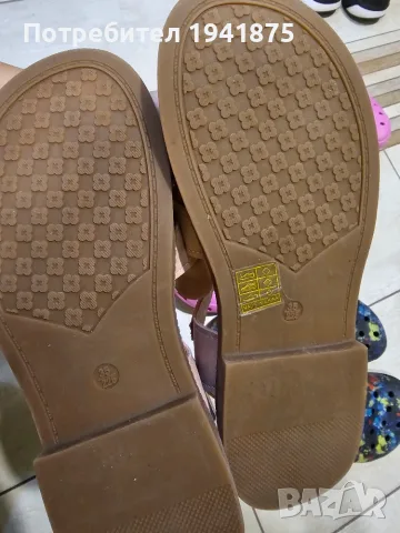 Оригинален Crocs J2 J3 , сандали и Crocs J1 подарък, снимка 4 - Детски сандали и чехли - 55881418