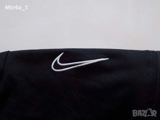 горнище nike найк суитчър блуза фанела яке мъжко спорт крос оригинал M, снимка 3 - Спортни дрехи, екипи - 42735593