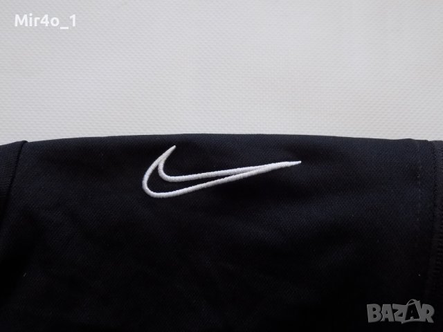 горнище nike найк суитчър блуза фанела яке мъжко спорт крос оригинал M, снимка 3 - Спортни дрехи, екипи - 42735593