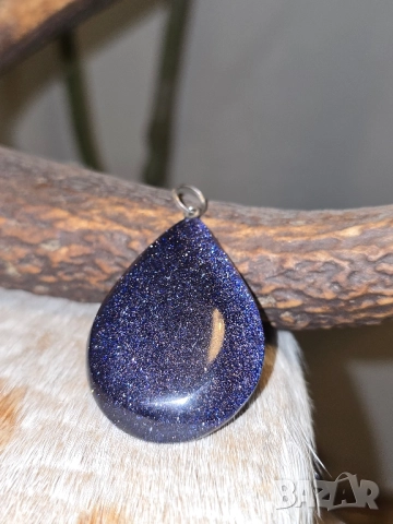 Медальон Син Авантюрин, снимка 3 - Колиета, медальони, синджири - 51956403