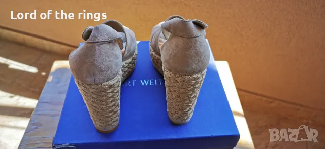 Маркови дамски велурени кожени сандали Stuart Weitzman - 41 номер, снимка 4 - Сандали - 49880639