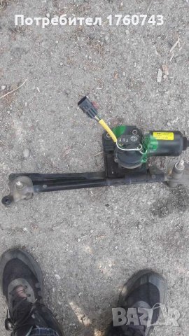 Моторче за чистачки с щангите Хюндай Гетц