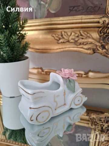 Порцеланова миниатюра- кола, снимка 4 - Статуетки - 54172230