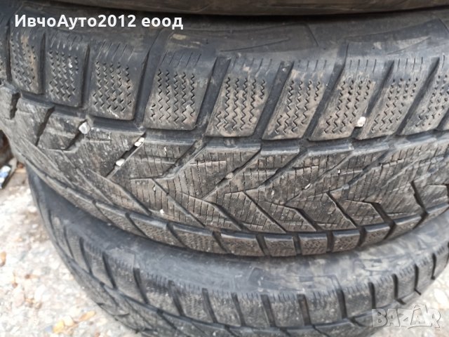 Зимни гуми комплект 235 55 19, снимка 2 - Гуми и джанти - 30596412