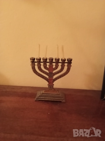Свещник за ханука Свещник менора, снимка 2 - Антикварни и старинни предмети - 52919516