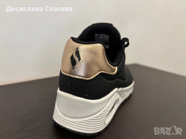 Дамски маратонки Skechers, снимка 2 - Маратонки - 54090391