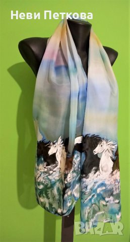 Рисуван копринен шал ВИХРОГОНИ, снимка 2 - Шалове - 37835199