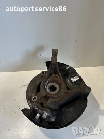 Главина на предно колело дясна PF4R за Toyota Prius 1.8 Hybrid (2018), снимка 2 - Части - 54215347