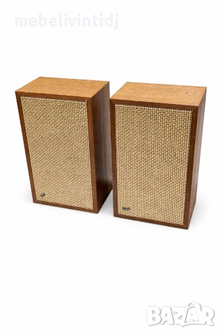 Винтидж тонколони с дървен корпус и предни решетки от плетен ратан, снимка 2 - Антикварни и старинни предмети - 54031093