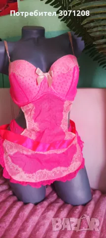 Розов костюм камериерка., снимка 1