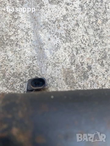 Амортисьор заден електрически за Vw Tiguan, снимка 2 - Части - 52252977