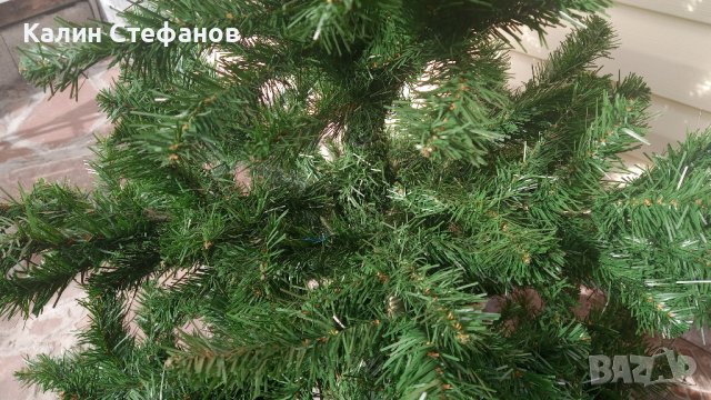 Новогодишна изкуствена и реалистична елха 130 см, снимка 4 - Други - 42735541