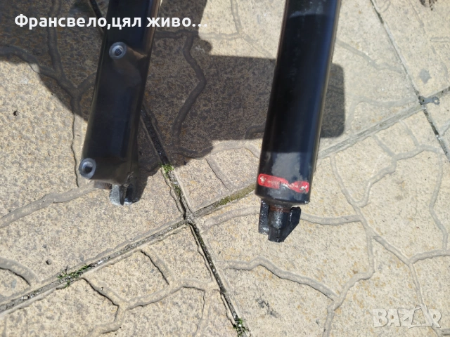 26 цола вилка за ремонт или части rock shox , снимка 4 - Части за велосипеди - 52211159