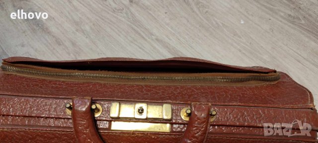 Кожена чанта, снимка 3 - Антикварни и старинни предмети - 44367198