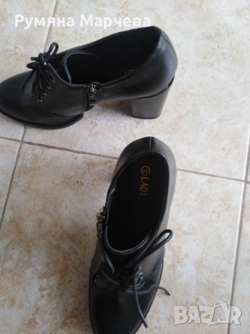Дамски обувки, снимка 4 - Дамски обувки на ток - 39893443