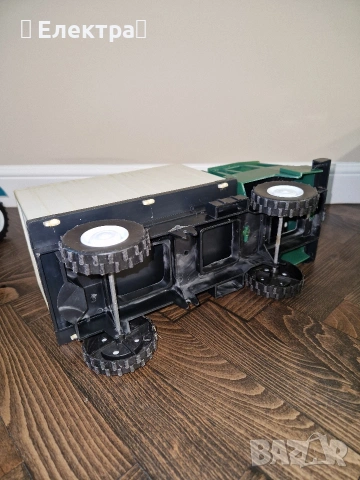 Ретро соц играчки, багер, камион, самосвал, пате, снимка 17 - Антикварни и старинни предмети - 53110709