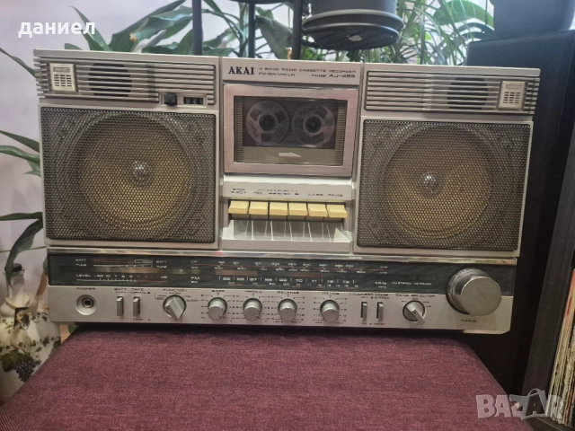 Радиокасетофон AKAI AJ485