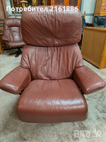 3979 Relax кресло от естествена кожа с повдигаща се облегалка за глава 