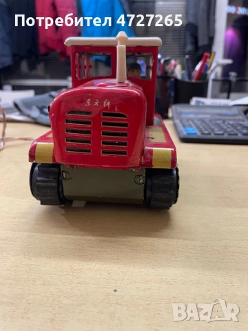 Метална тракторче от Соца 