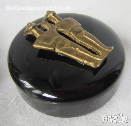 Преспапиета: преспапие стъкло с пеперуда, месинг велосипедист, заек оникс, синьо стъкло, снимка 17 - Колекции - 29576162