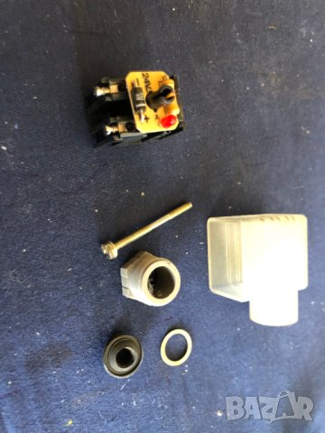 бобина и конектор пневматика 24VDC разпределител магнет вентил, снимка 2 - Резервни части за машини - 42481940