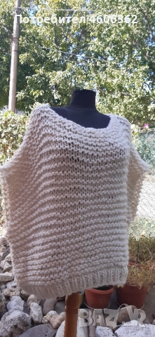 ръчно изплетен пуловер , снимка 3 - Жилетки - 51855446