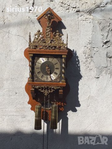 Стар холандските холандски совник работещ Атлас, снимка 1 - Стенни часовници - 37441657